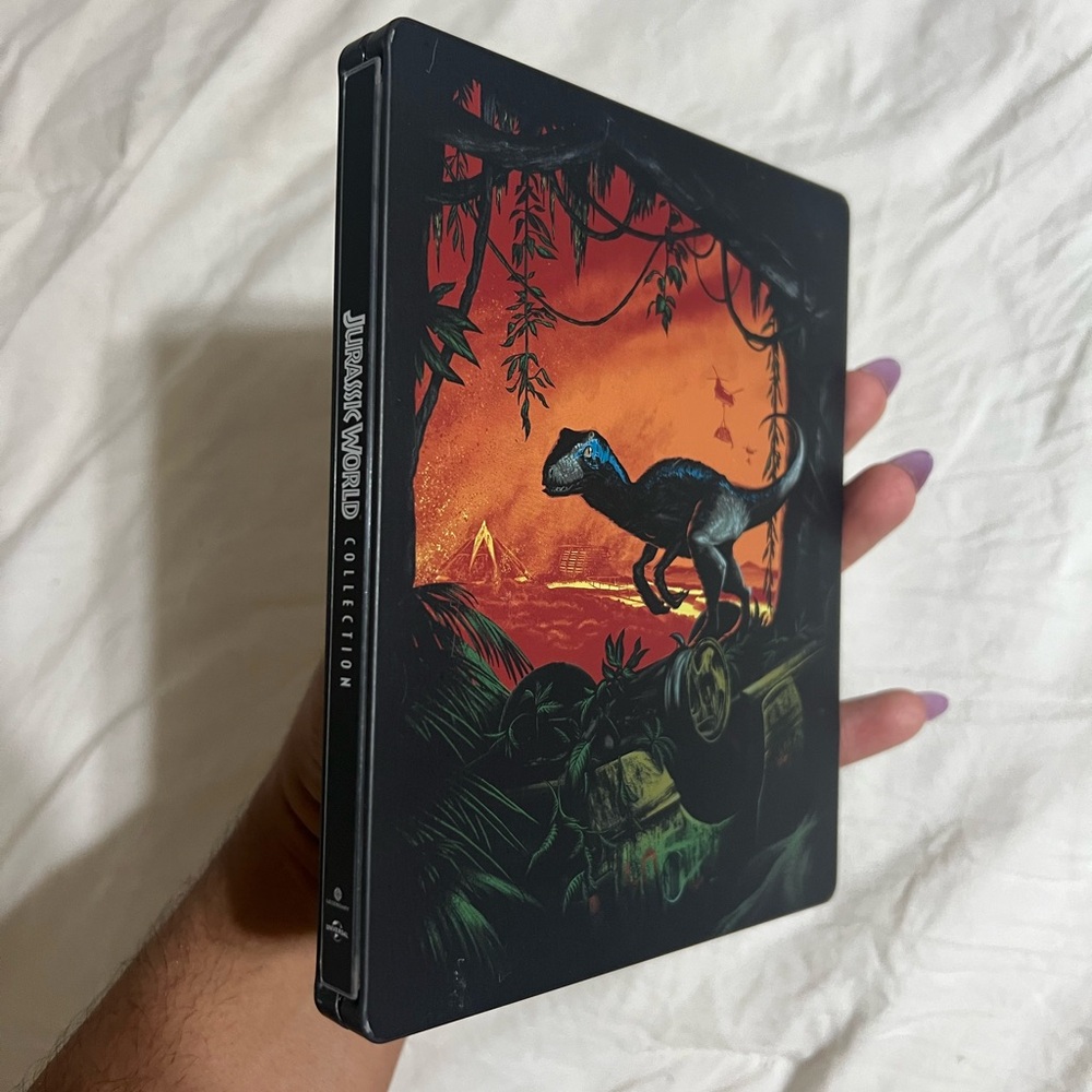Jurassic World steelbook collection